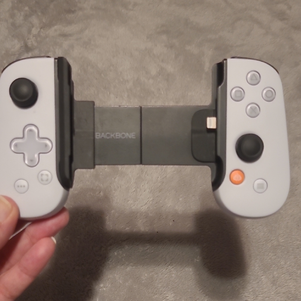 Backbone White Gaming Controller